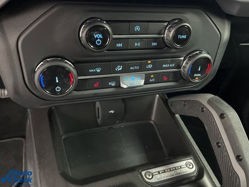 Used 2022 Ford Bronco Big Bend image 25