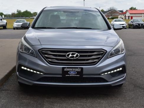Used 2017 Hyundai Sonata Sport w/ Value Edition Package 02 FWD image 11