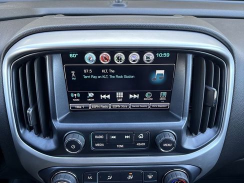 Used 2018 Chevrolet Colorado ZR2 image 33