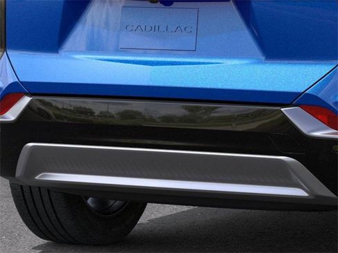 New 2026 Cadillac Optiq Luxury 2 image 14