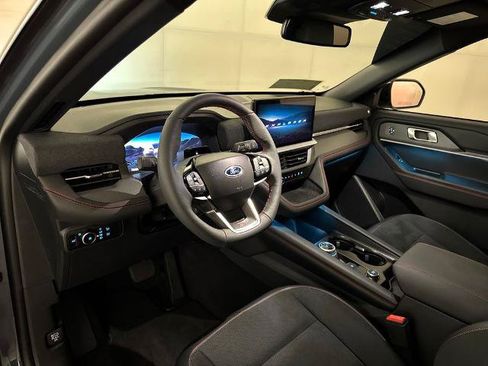 Certified 2026 Ford Explorer ST AWD/4WD image 5