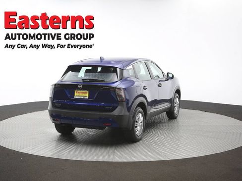 Used 2025 Nissan Kicks S AWD/4WD image 38