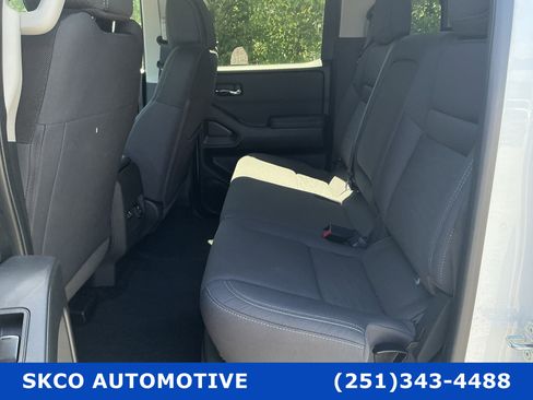 Used 2023 Nissan Frontier SV w/ SV Convenience Package AWD/4WD image 14