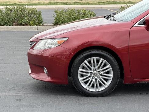 Used 2014 Lexus ES 350 Base 4dr Sedan w/ Luxury Package image 11