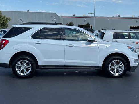 Used 2017 Chevrolet Equinox LT w/ Convenience Package FWD image 6