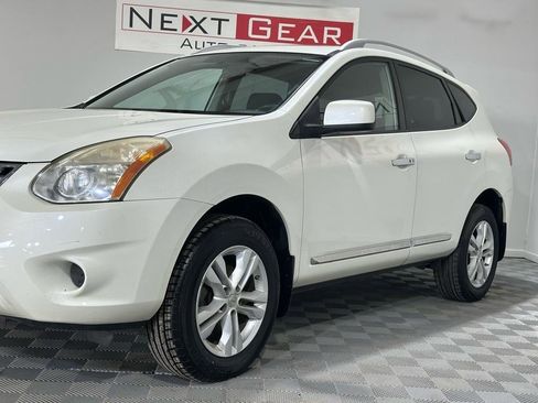 Used 2012 Nissan Rogue SV w/ Premium Pkg image 5