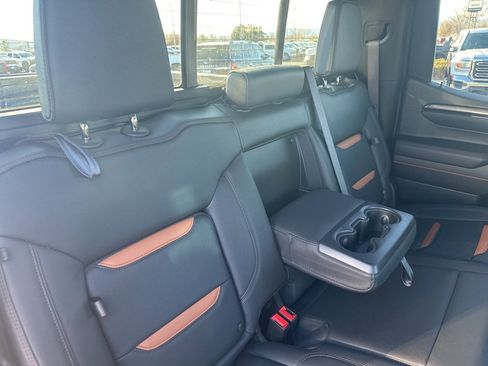 Used 2024 GMC Sierra 1500 AT4 w/ Technology Package image 23