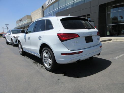 Used 2015 Audi Q5 2.0T Premium Plus w/ Technology Package AWD/4WD image 5