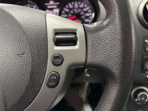 Used 2013 Nissan Rogue S image 30