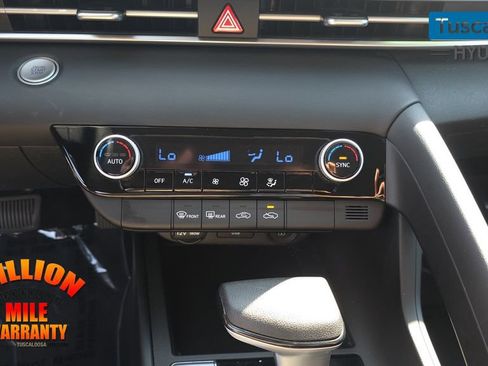 Used 2022 Hyundai Elantra SEL w/ Cargo Package FWD image 21