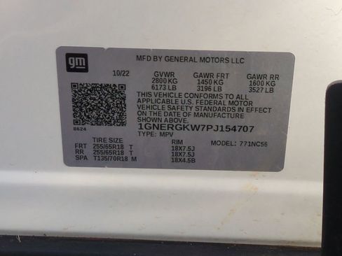 Used 2023 Chevrolet Traverse LT FWD image 37