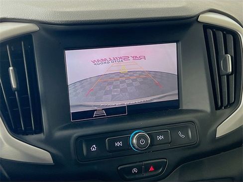 Used 2023 GMC Terrain SLE w/ Driver Convenience Package image 18