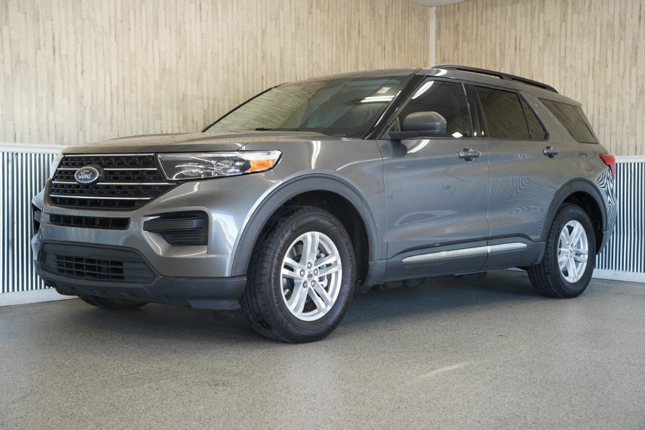 Used 2022 Ford Explorer XLT RWD image 4
