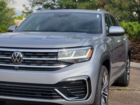 Used 2023 Volkswagen Atlas Cross Sport SEL Premium R-Line AWD/4WD image 7
