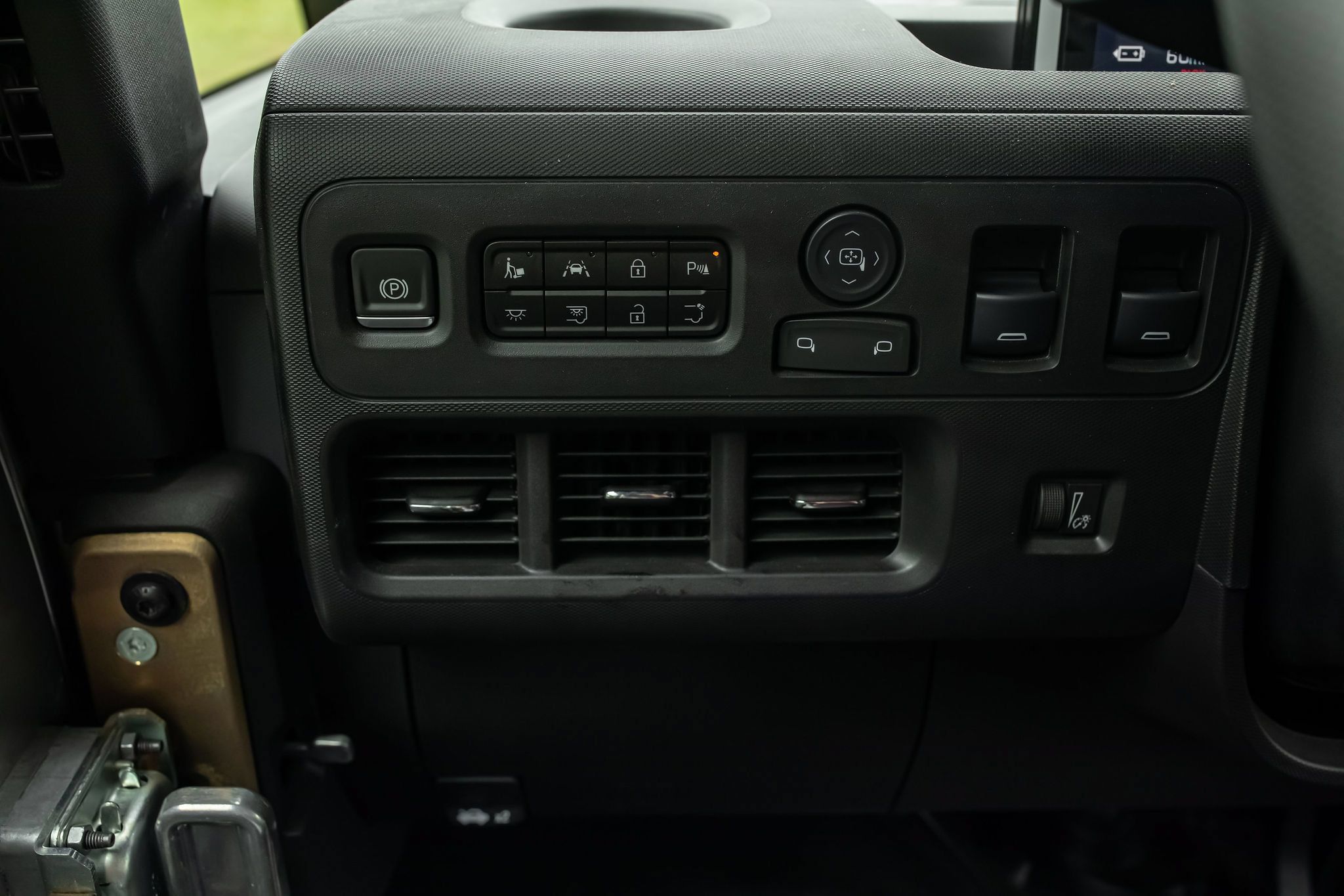 Used 2024 Chevrolet Brightdrop 400 w/ Commercial Equipment Package AWD/4WD image 13