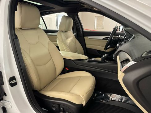 Used 2021 Cadillac CT5 Luxury w/ Sun And Sound Package image 44