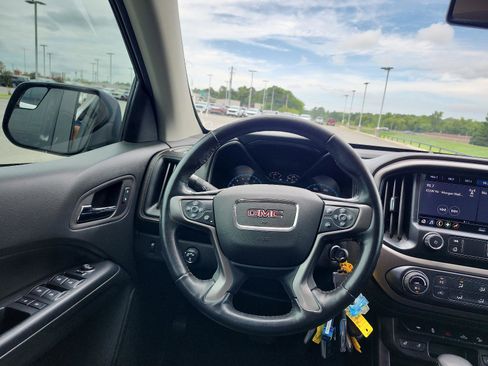 Used 2022 GMC Canyon AT4 w/ Trailering Package AWD/4WD image 12