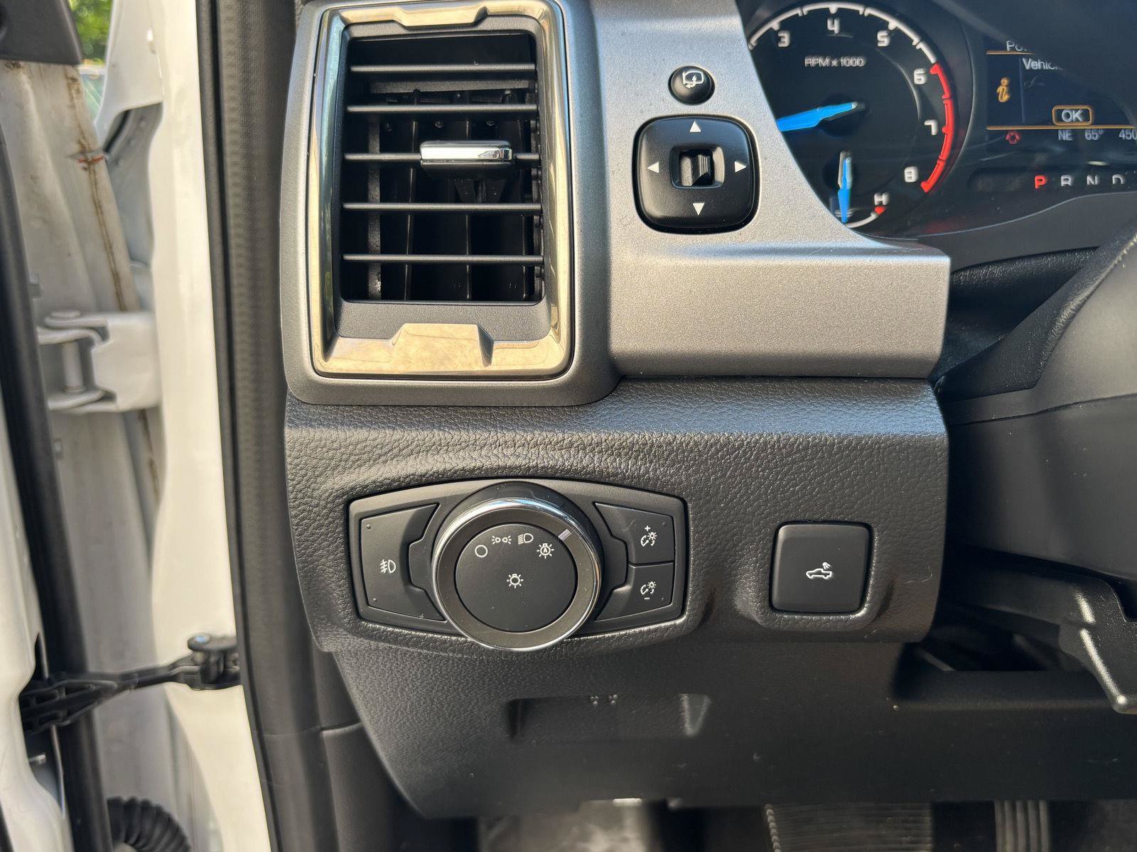 Used 2020 Ford Ranger XLT w/ Equipment Group 301A Mid AWD/4WD image 21