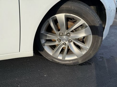 Used 2016 Buick Regal image 28