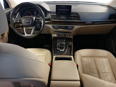 Used 2019 Audi Q5 2.0T Premium w/ Convenience Package image 10