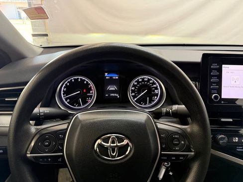 Used 2024 Toyota Camry LE image 13