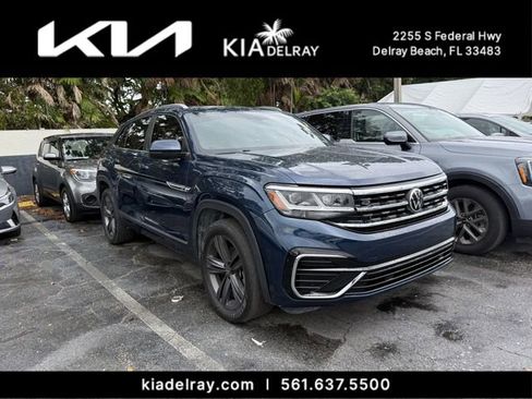 Used 2021 Volkswagen Atlas Cross Sport SE w/ Panoramic Sunroof Package FWD image 6