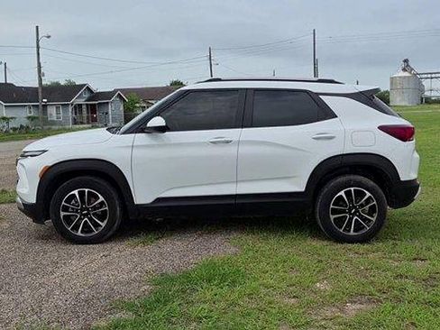 Certified 2024 Chevrolet TrailBlazer LT w/ Driver Confidence Package AWD/4WD image 5