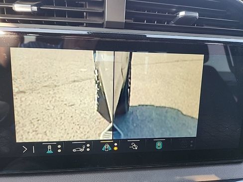 Used 2023 GMC Sierra 1500 AT4 AWD/4WD image 27