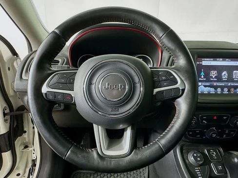 Used 2019 Jeep Compass Trailhawk w/ Cold Weather Group image 16