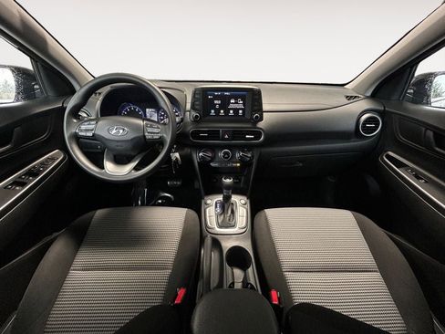 Used 2018 Hyundai Kona SE image 13