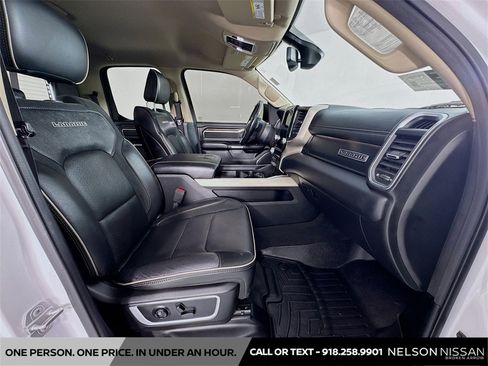 Used 2019 RAM 1500 Laramie image 28