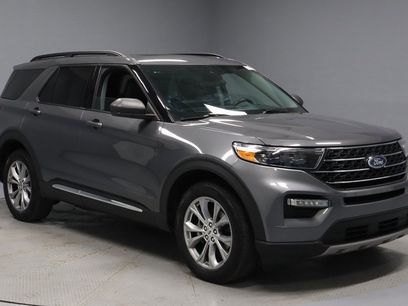 Certified 2023 Ford Explorer XLT w/ Equipment Group 202A