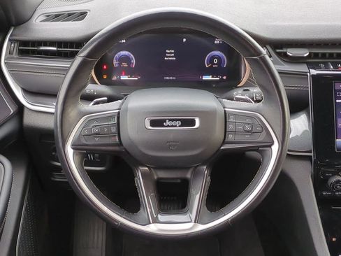 Used 2021 Jeep Grand Cherokee L Laredo image 21