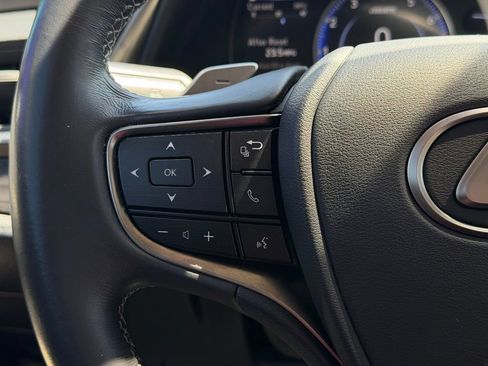Used 2019 Lexus ES 350 w/ Premium Package FWD image 24