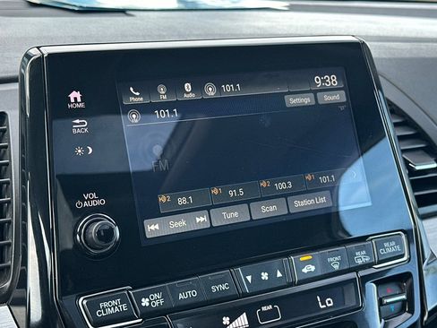 Used 2023 Honda Odyssey EX-L image 26