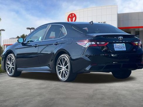 Certified 2023 Toyota Camry SE FWD image 7