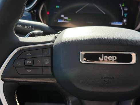 Used 2022 Jeep Grand Cherokee Limited 4xe w/ Luxury Tech Group II image 23