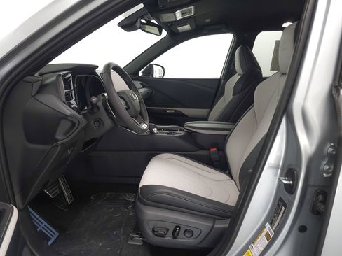 New 2026 Lexus TX 500h AWD w/ Technology Package image 4
