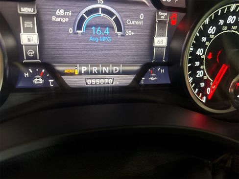 Used 2020 RAM 1500 Laramie AWD/4WD image 11