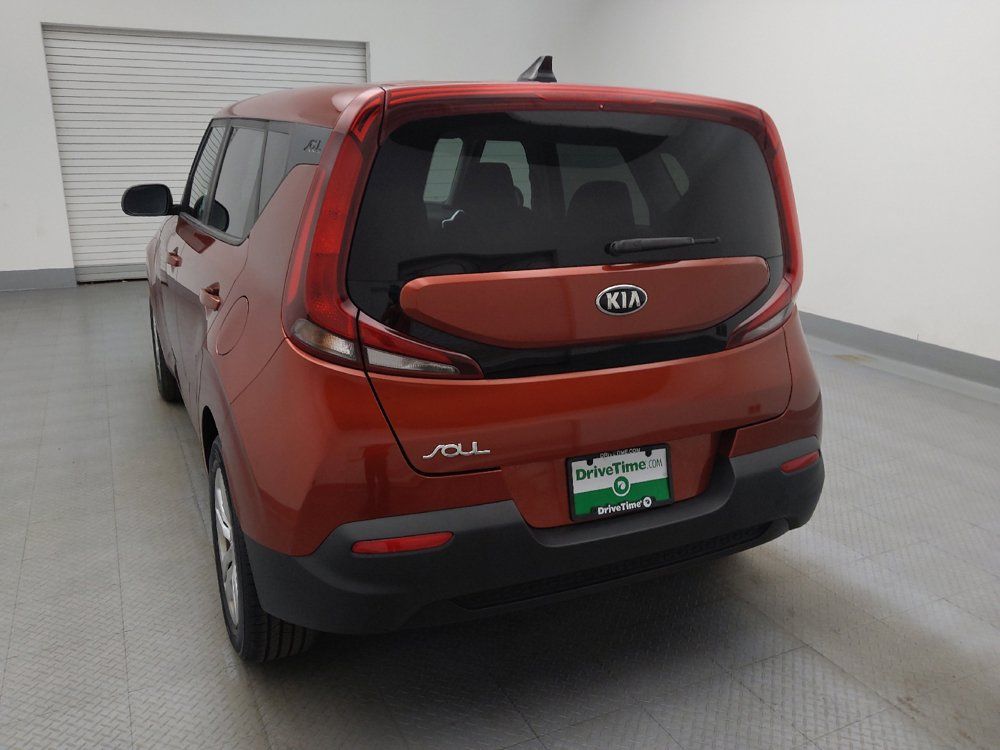 Used 2020 Kia Soul LX FWD image 6