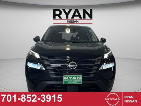 New 2026 Nissan Rogue SV w/ Cold Weather Package AWD/4WD image 8
