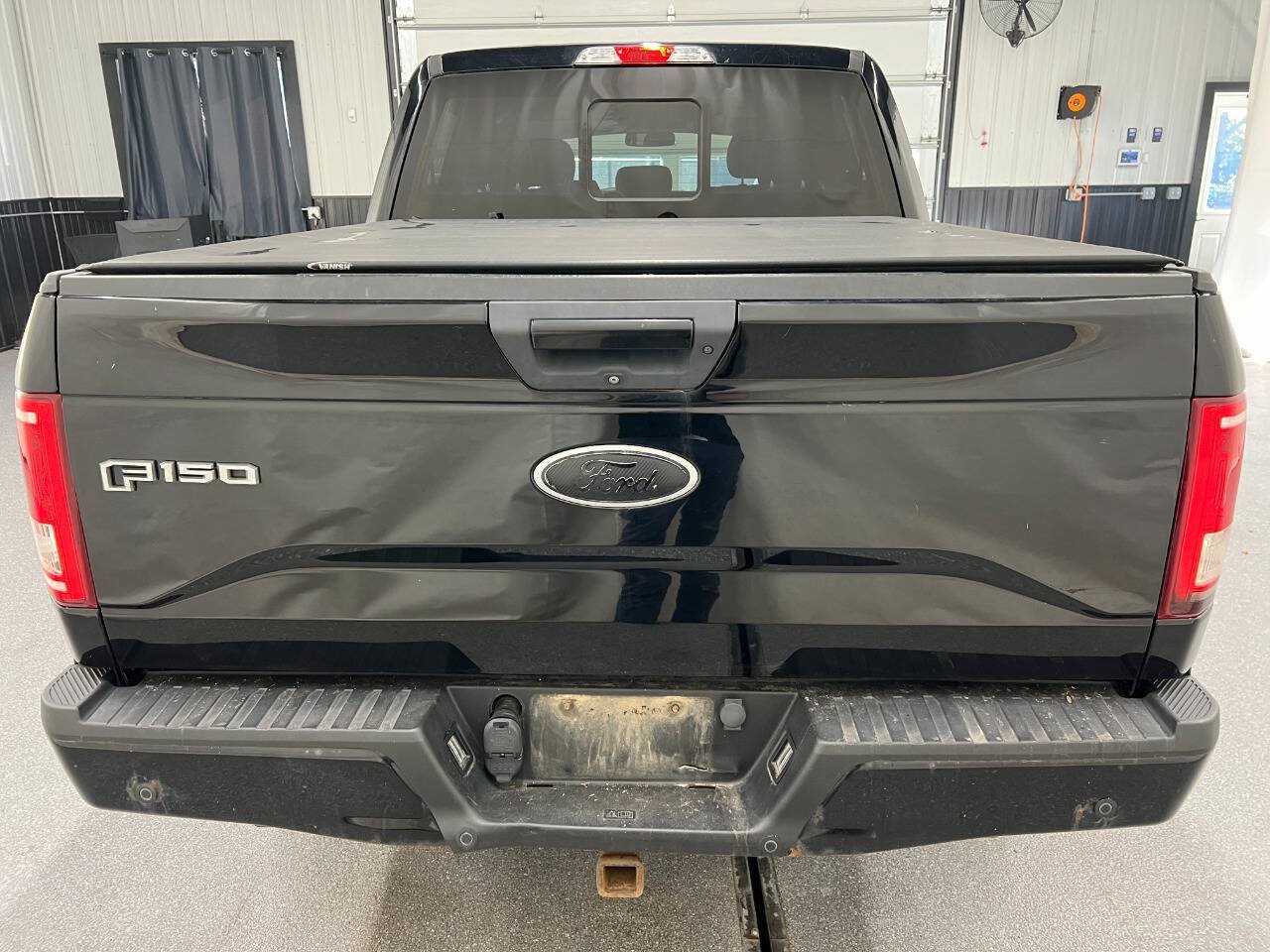 Used 2017 Ford F150 XLT w/ Equipment Group 302A Luxury AWD/4WD image 5