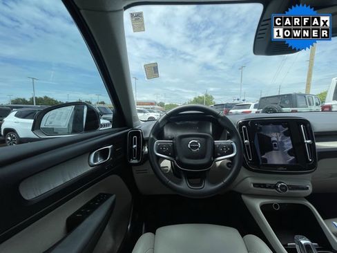 Used 2024 Volvo XC40 B5 Ultimate w/ Protection Package Premier AWD/4WD image 5