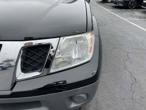 Used 2017 Nissan Frontier S image 13