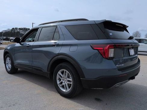 New 2026 Ford Explorer Active w/ Active Comfort Package image 7