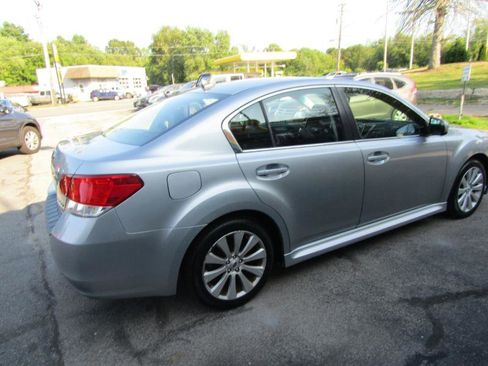 Used 2012 Subaru Legacy 2.5i Limited image 11