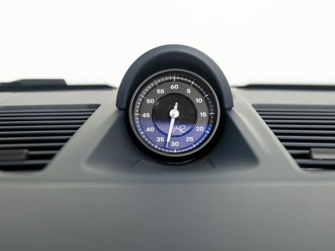Certified 2025 Porsche 911 Carrera GTS RWD image 30