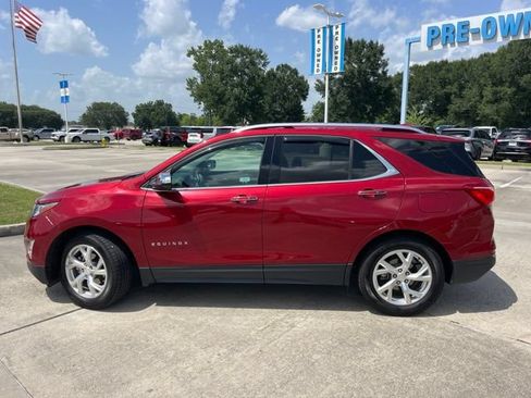 Used 2018 Chevrolet Equinox Premier FWD image 3