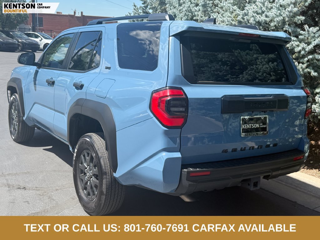 Used 2026 Toyota 4Runner SR5 AWD/4WD image 6