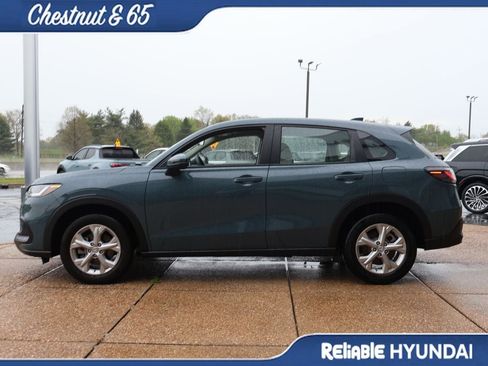 Used 2025 Honda HR-V LX image 3